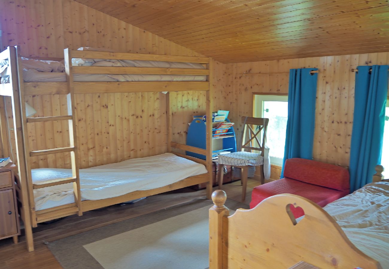 Appartement à Les Carroz d'Arâches - Location d'un appartement de vacances duplex pour 6 personnes aux Carroz d'Arâches, Domaine skiable du Grand Massif - MAZ362