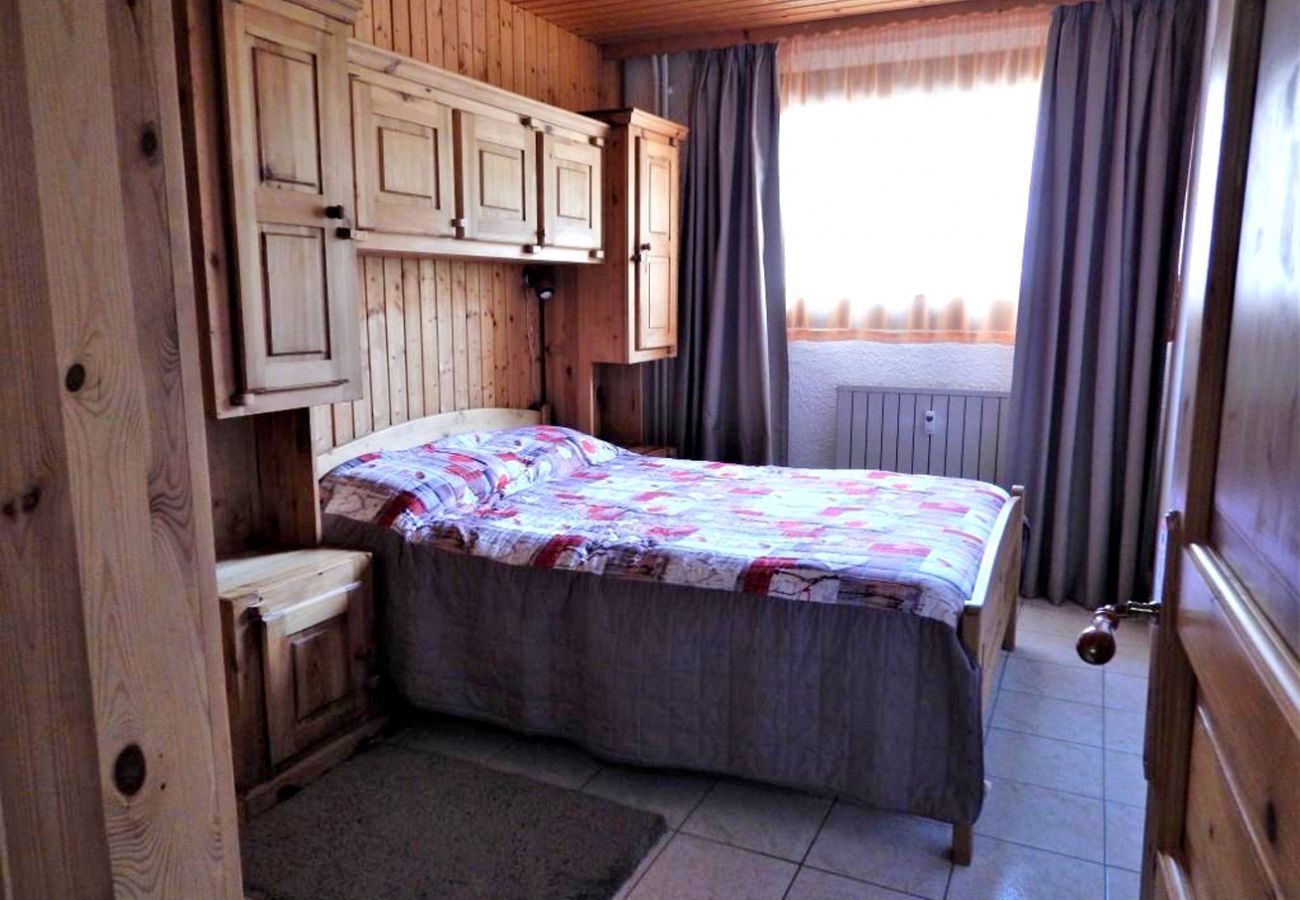 Appartement à Les Carroz d'Arâches - Centre station, appartement 6 personnes - PLA426