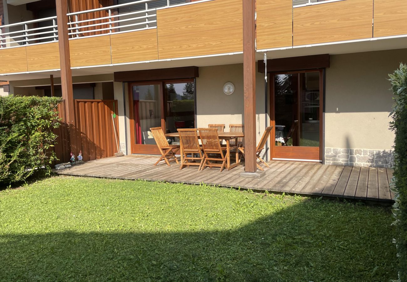 Appartement à Les Carroz d'Arâches - Spacieux appartement de vacances pour 6 personnes - OLI590