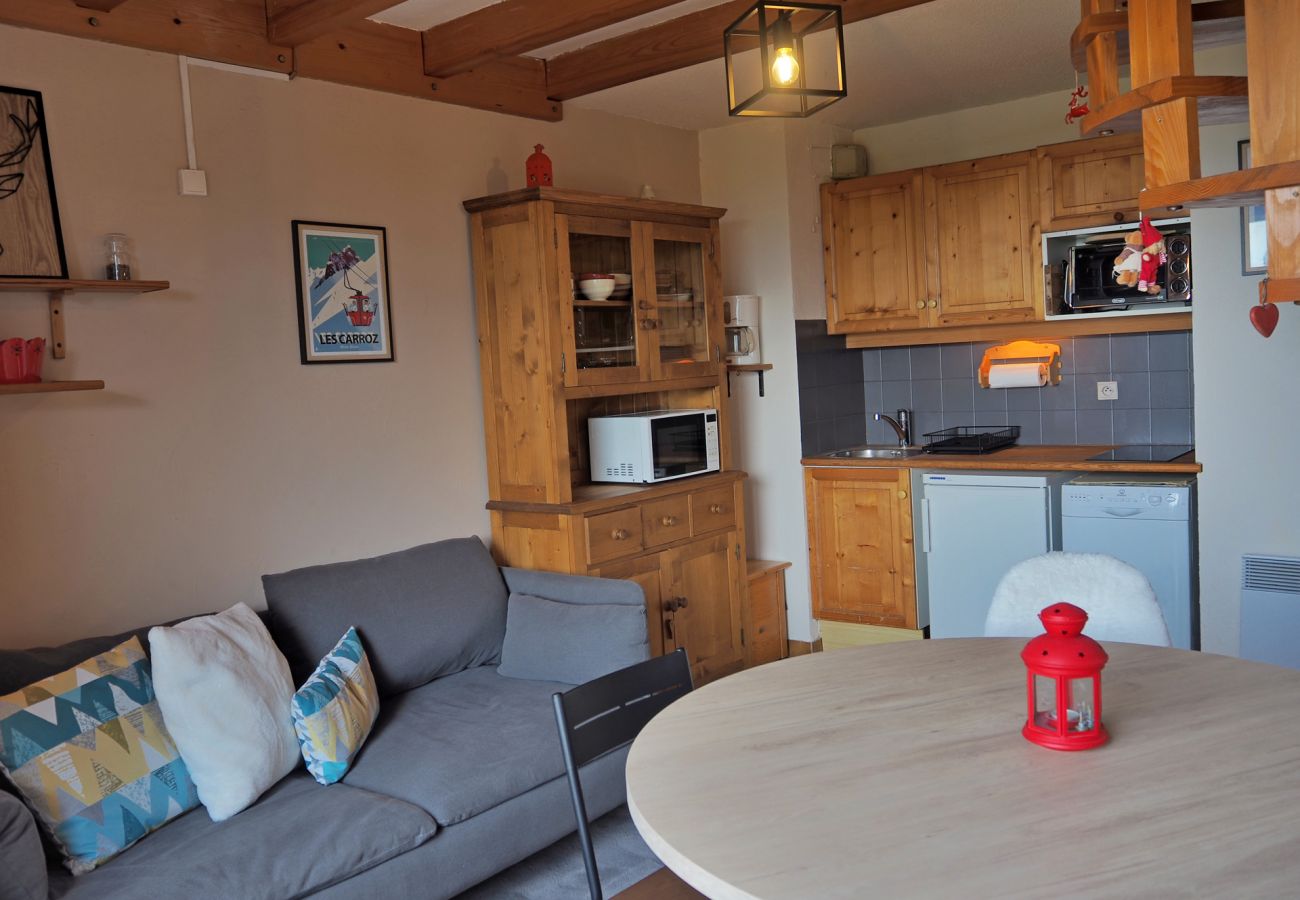 Appartement à Les Carroz d'Arâches - Proche pistes avec vue panoramique appartement  2 pièces plus mezzanine, pour 4 à 6 personnes - BLA633