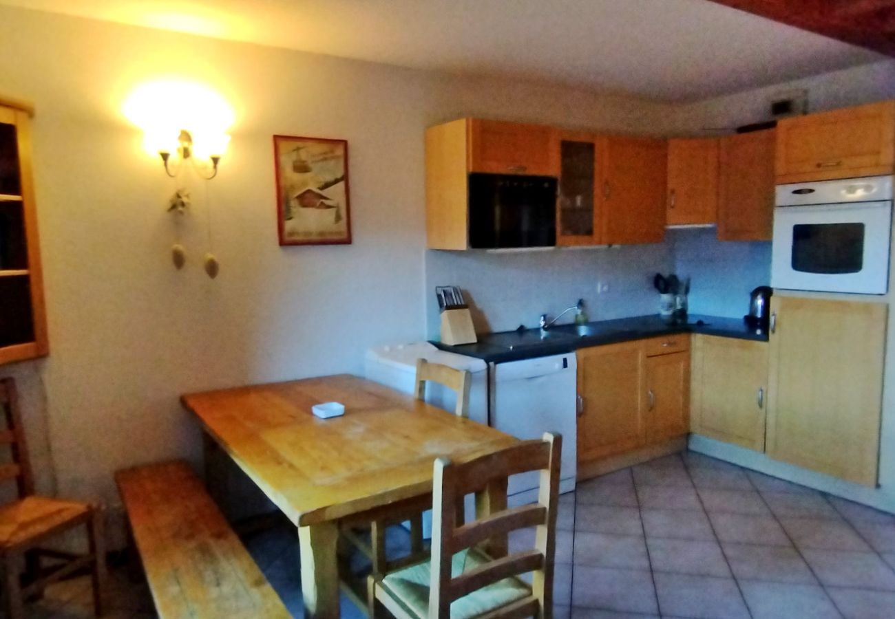 Appartement à Les Carroz d'Arâches - Les Carroz d'Arâches, Grand Massif, proche centre et patinoire, appartement pour 4/5 personnes-SAB639 