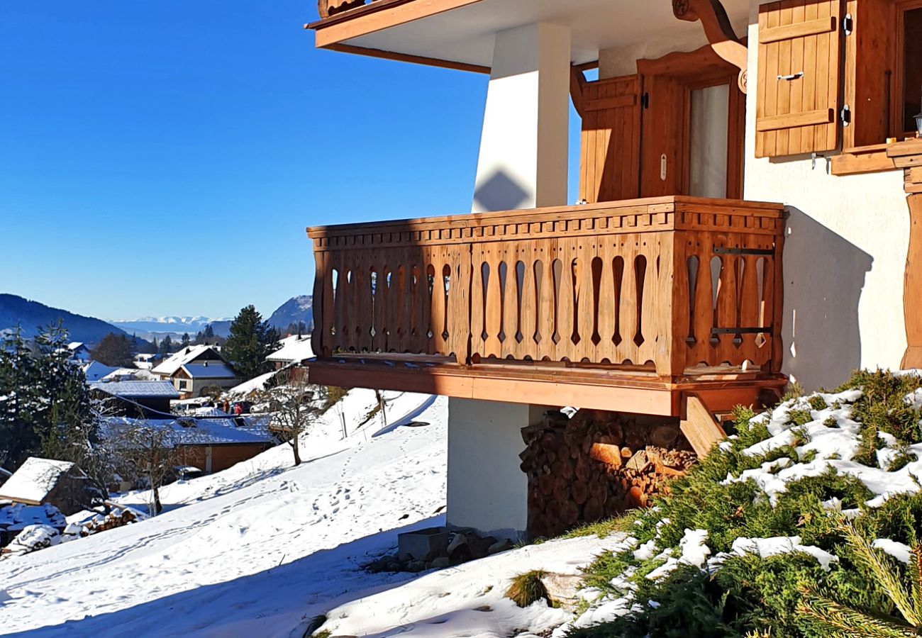 Appartement à Les Carroz d'Arâches - 2 pièces pour 4 personnes, pied du télécabine et des pistes - LUT641