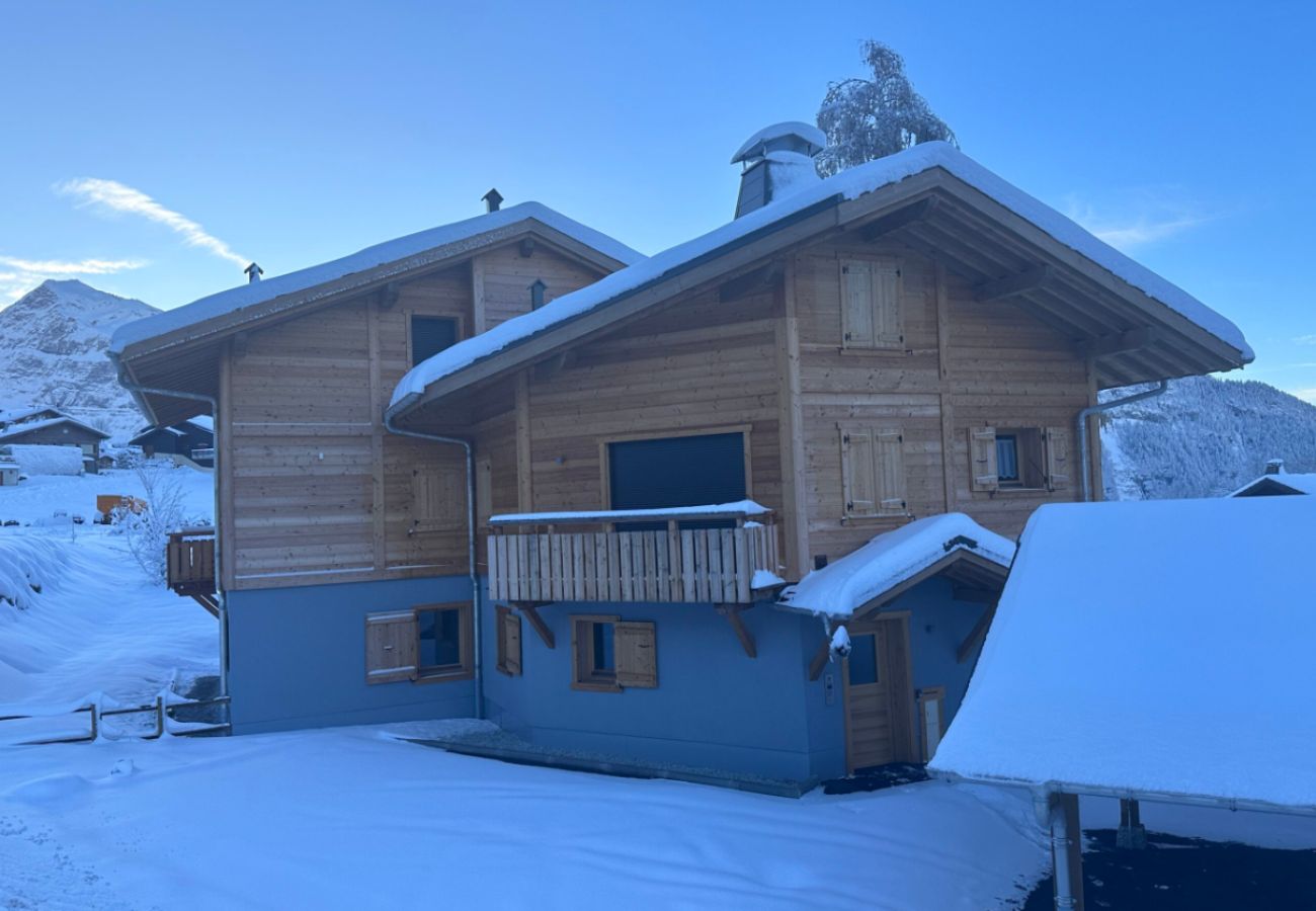 Appartement à Les Carroz d'Arâches - 3 pièces  pour 4 personnes, proche centre - LUA642